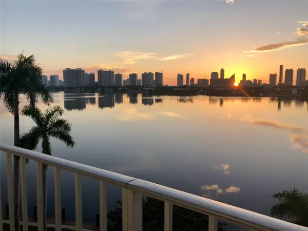 16558 NE 26th Avenue #6c, North Miami Beach, FL 33160