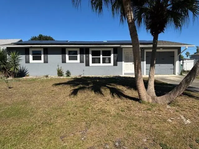 321 NE Genesee Avenue, Port Saint Lucie, FL 34983 - #1