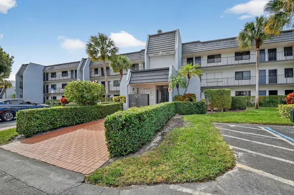4272 Deste Court #106, Lake Worth, FL 33467