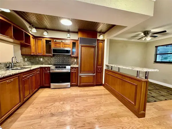 7653 NW 79 Avenue #110, Tamarac, FL 33321