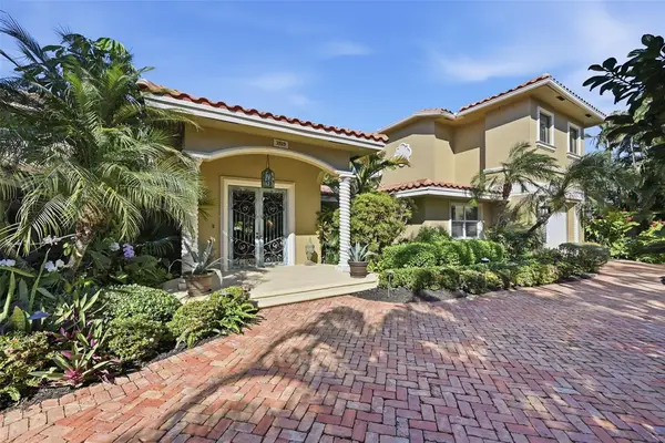 2525 NE 21st Court, Fort Lauderdale, FL 33305