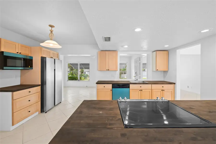 7005 NW 11th Street, Margate, FL 33063 - #2