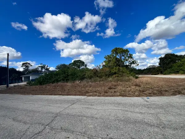 122 Pixie Avenue, ,, FL 33935
