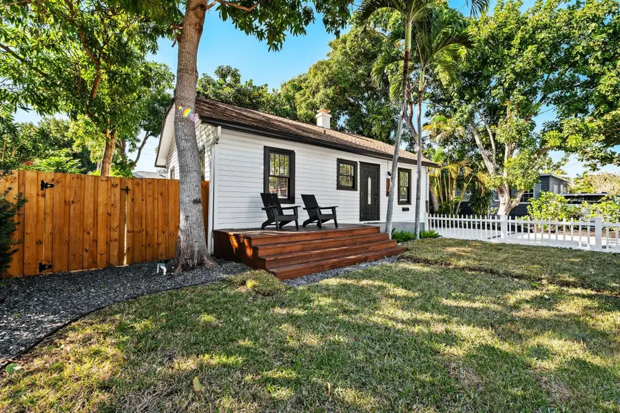 713 NE 17th Road, Fort Lauderdale, FL 33304 - #2