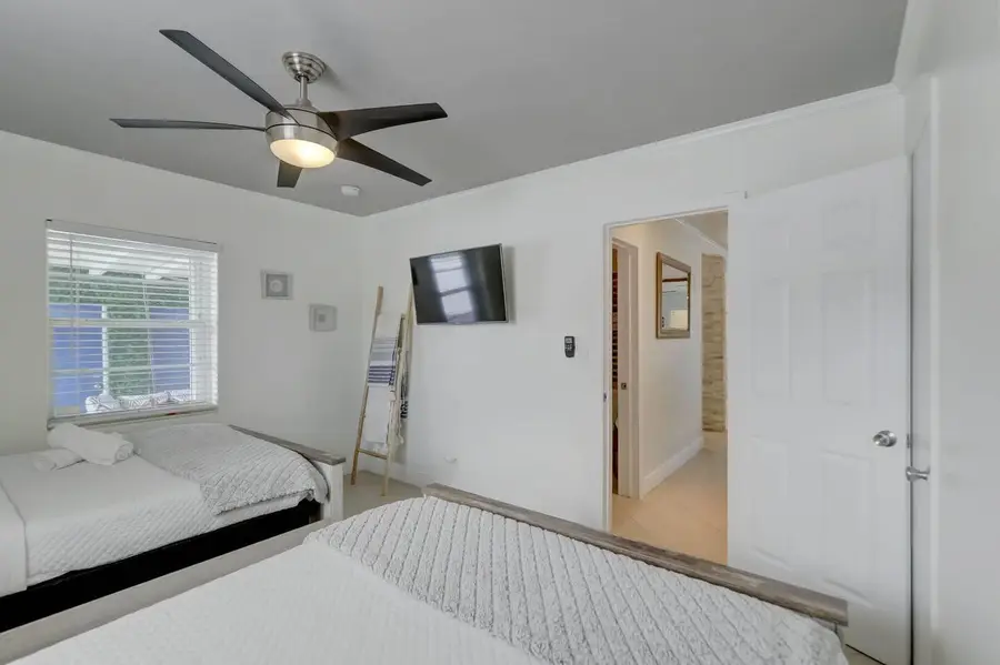 2740 NE 30th Place, Fort Lauderdale, FL 33306 - #2