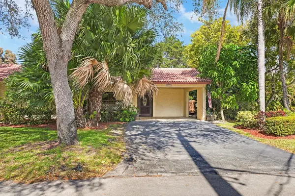 16131 Laurel Drive #33, Weston, FL 33326