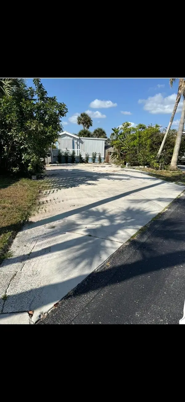 871 Osprey Lane, Hutchinson Island, FL 34949