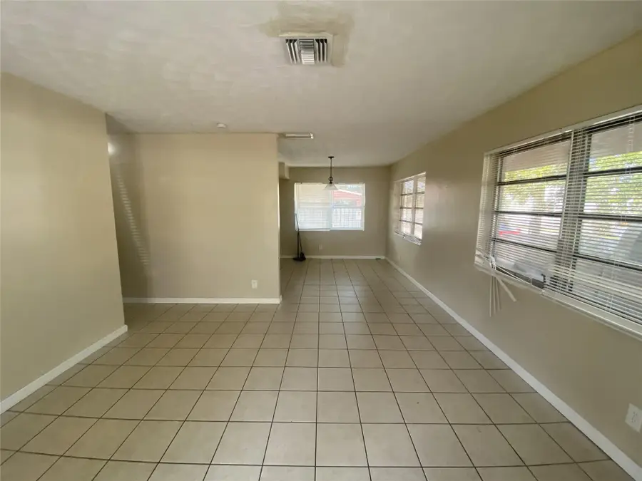 510 NW 13th Street, Fort Lauderdale, FL 33311 - #3