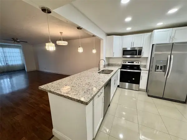 2821 Somerset Drive #216, Lauderdale Lakes, FL 33311