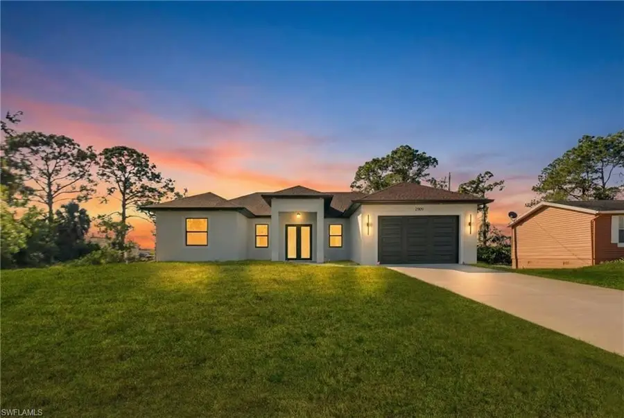 2909 9th Street, Lehigh Acres, FL 33971 - #2