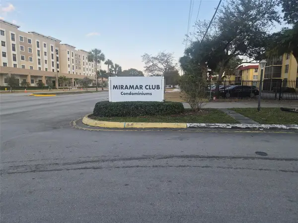 3252 Foxcroft Road #113, Miramar, FL 33025