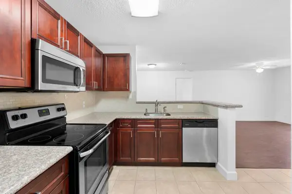 11295 W Atlantic Boulevard #207, Coral Springs, FL 33071