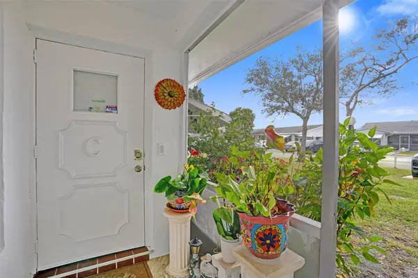 1034 NW 88th Avenue #B-99, Plantation, FL 33322