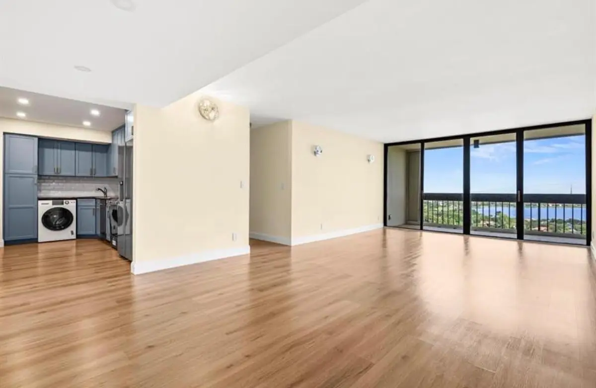 2400 Presidential Way #Ph2, West Palm Beach, FL 33401 - #1