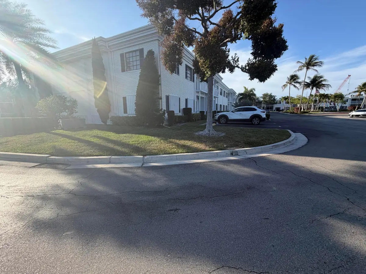 140 Cypress Club Drive #422, Pompano Beach, FL 33060 - #1
