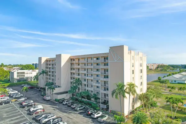 6866 Huntington Lane #304, Delray Beach, FL 33446