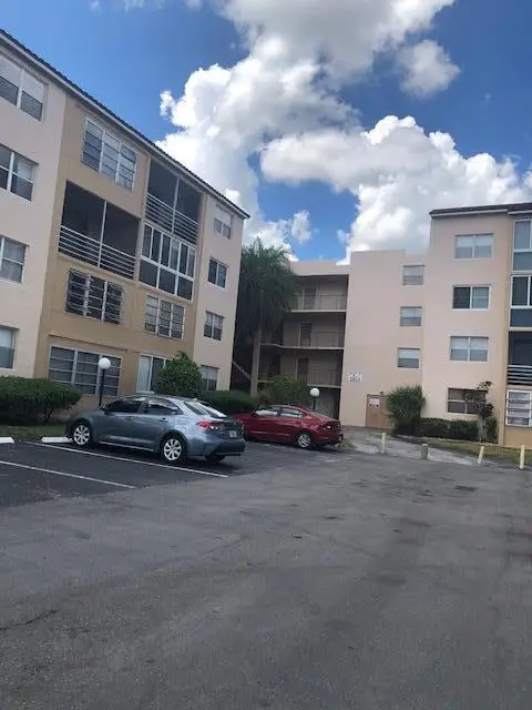 2811 Somerset Drive #316, Lauderdale Lakes, FL 33311 - #2