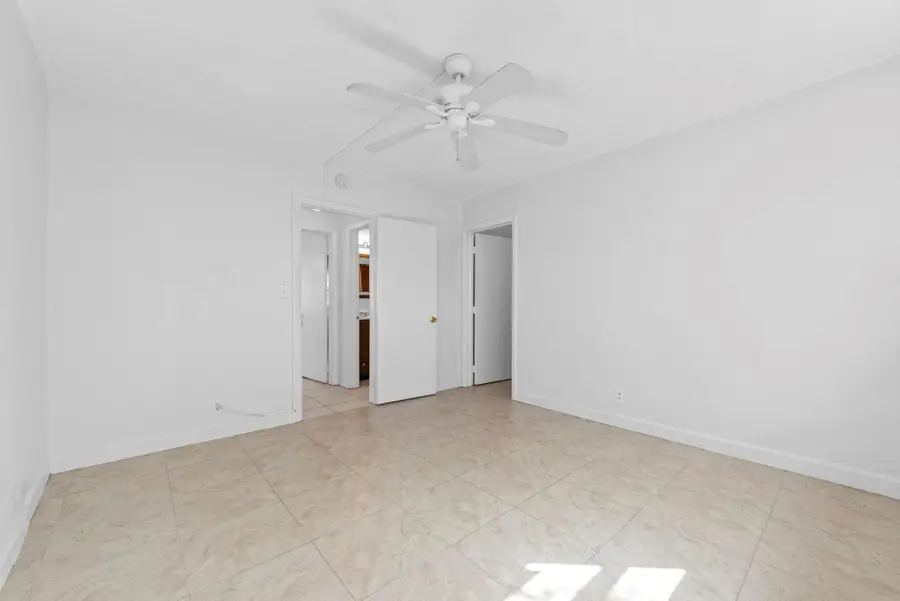 625 Antioch Avenue #104, Fort Lauderdale, FL 33304 - #3