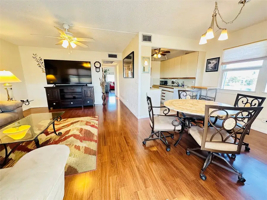 4050 Harwood E #4050, Deerfield Beach, FL 33442 - #2