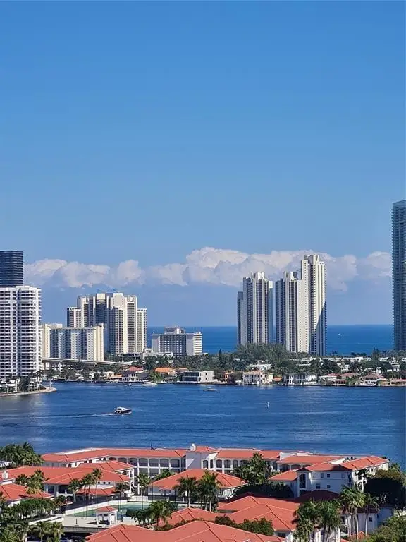 2851 NE 183 #2203-05, Aventura, FL 33160