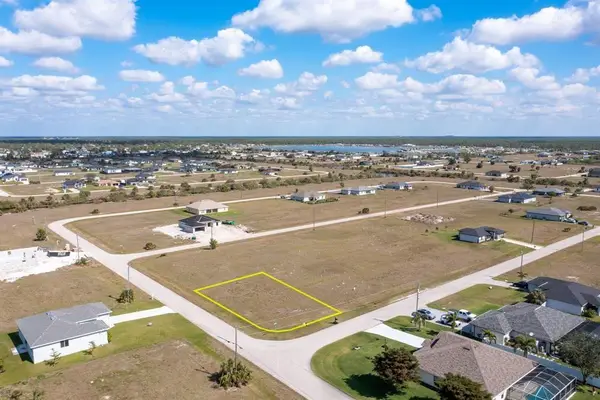 3927 NW 38th Terrace, Cape Coral, FL 33993