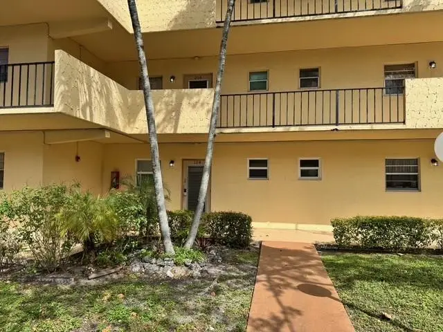 351 Cambridge Road #104, Hollywood, FL 33024 - #1