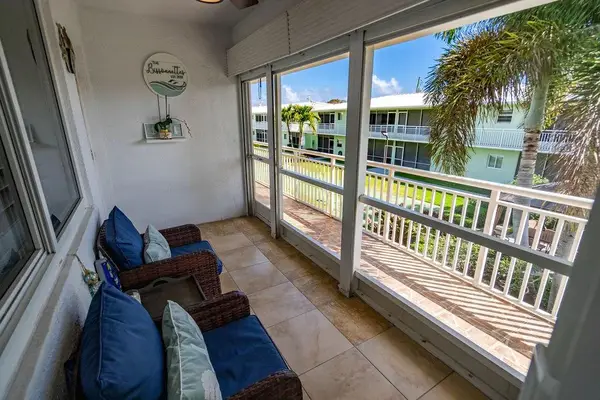 2100 NE 38th Street #229, Lighthouse Point, FL 33064