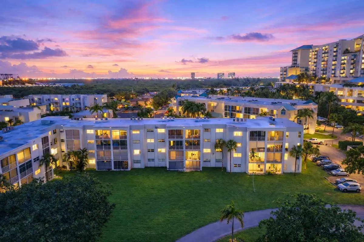 608 NE 2nd Street #241, Dania Beach, FL 33004 - #1
