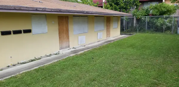 5641 NW 15th Street, Lauderhill, FL 33313