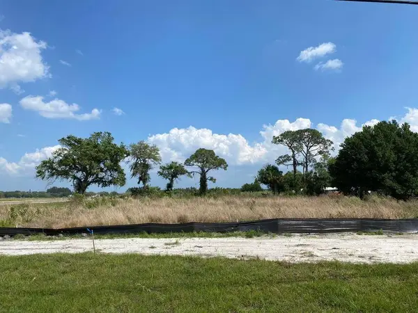 2722 S Jenkins Road, Fort Pierce, FL 34981