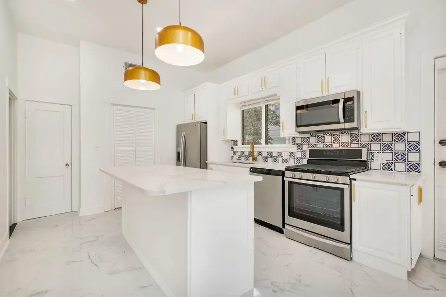 232 Rugby Road, West Palm Beach, FL 33405 - #3