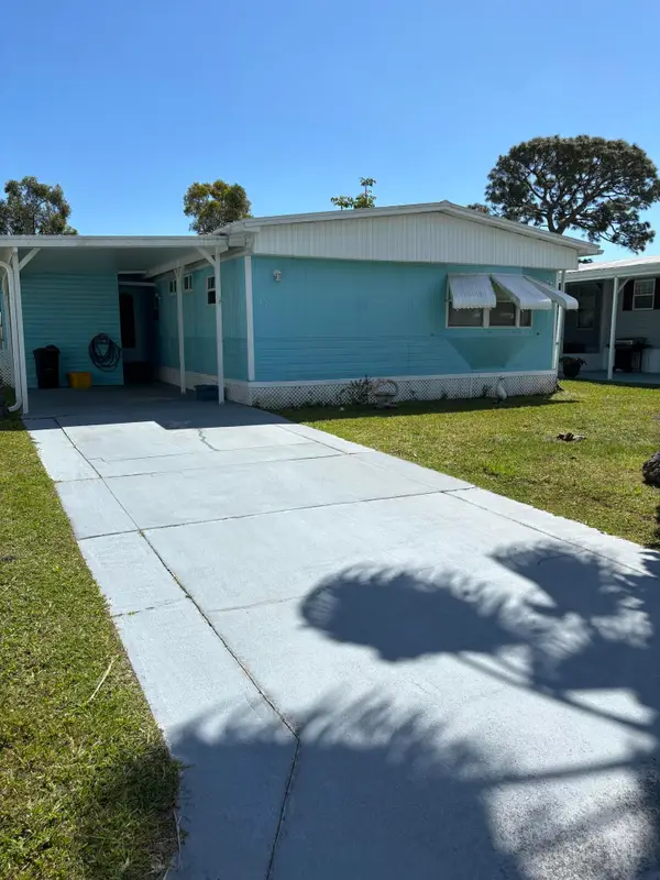 38 Golf Drive Drive, Port St Lucie, FL 34952