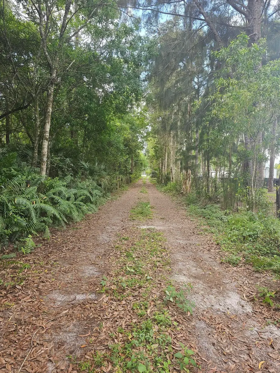 3556 B Road, Loxahatchee Groves, FL 33470 - #2