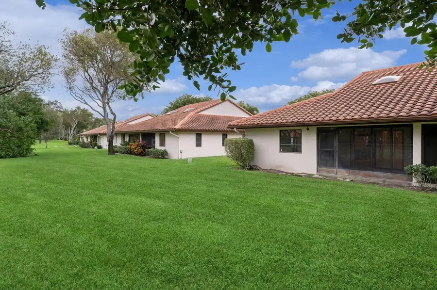 6410 Royal Manor Circle, Delray Beach, FL 33484 - #2