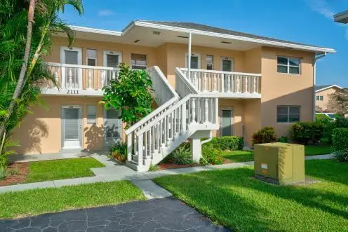 2111 NE 1st Court #203, Boynton Beach, FL 33435