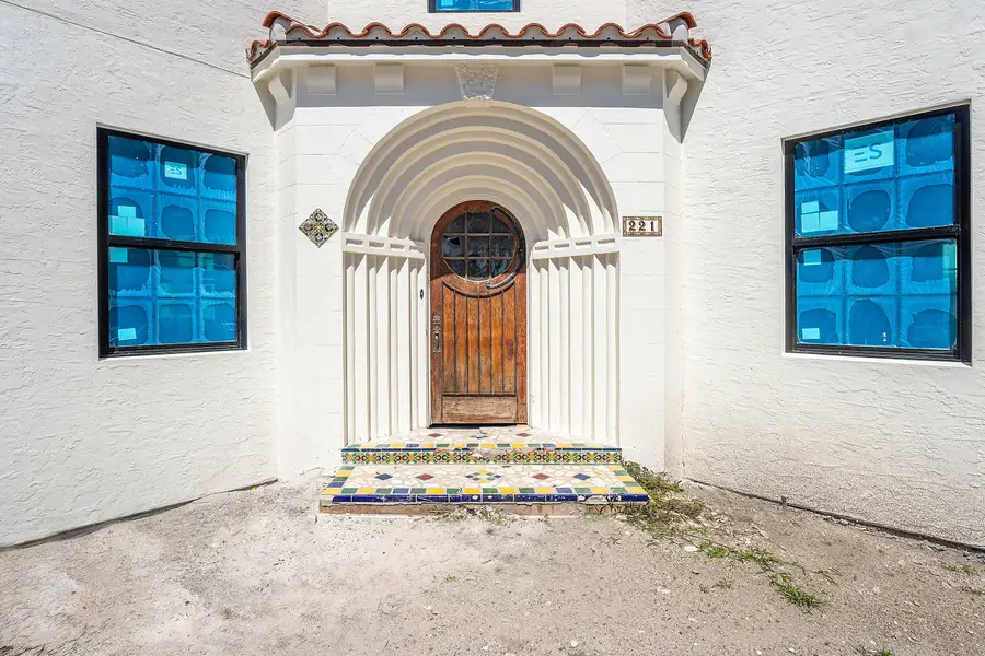 221 Monroe Drive, West Palm Beach, FL 33405 - #2