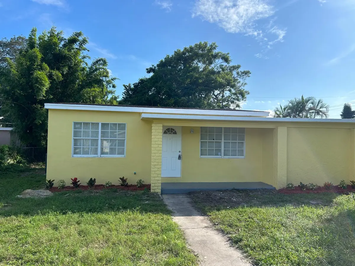 5840 Banana Road, West Palm Beach, FL 33413 - #1