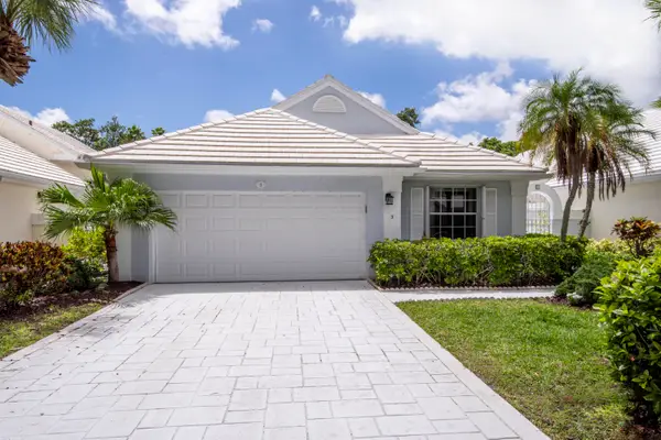 3 Blenheim Court, Palm Beach Gardens, FL 33418