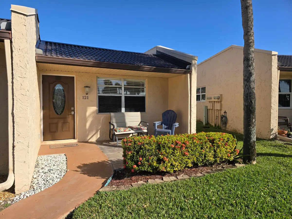 121 Lake Gloria Drive, West Palm Beach, FL 33411 - #1