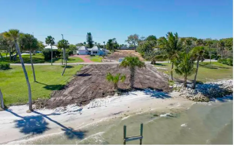 1033 S Indian River Drive, Fort Pierce, FL 34950 - #3