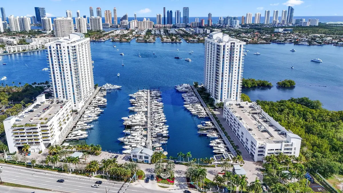 17301 Biscayne Boulevard #707, North Miami Beach, FL 33160 - #1