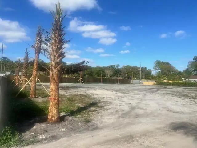 447 Tall Pines Road, West Palm Beach, FL 33415 - #2