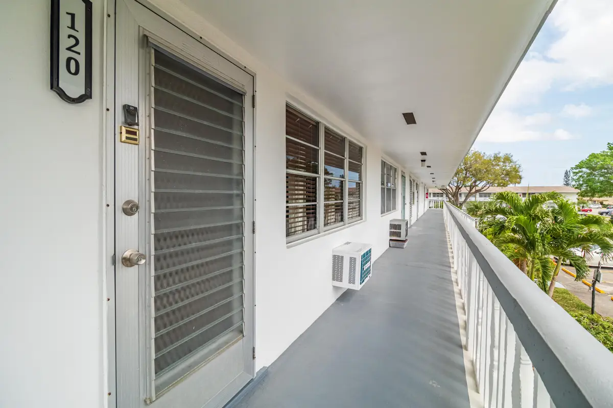 120 Northampton #F, West Palm Beach, FL 33417 - #1