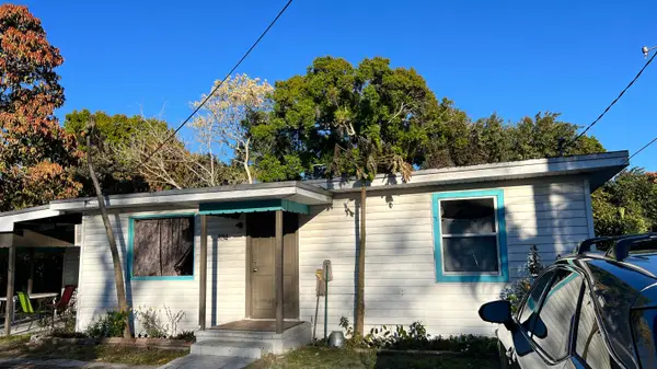 704 S 17th Street, Fort Pierce, FL 34950