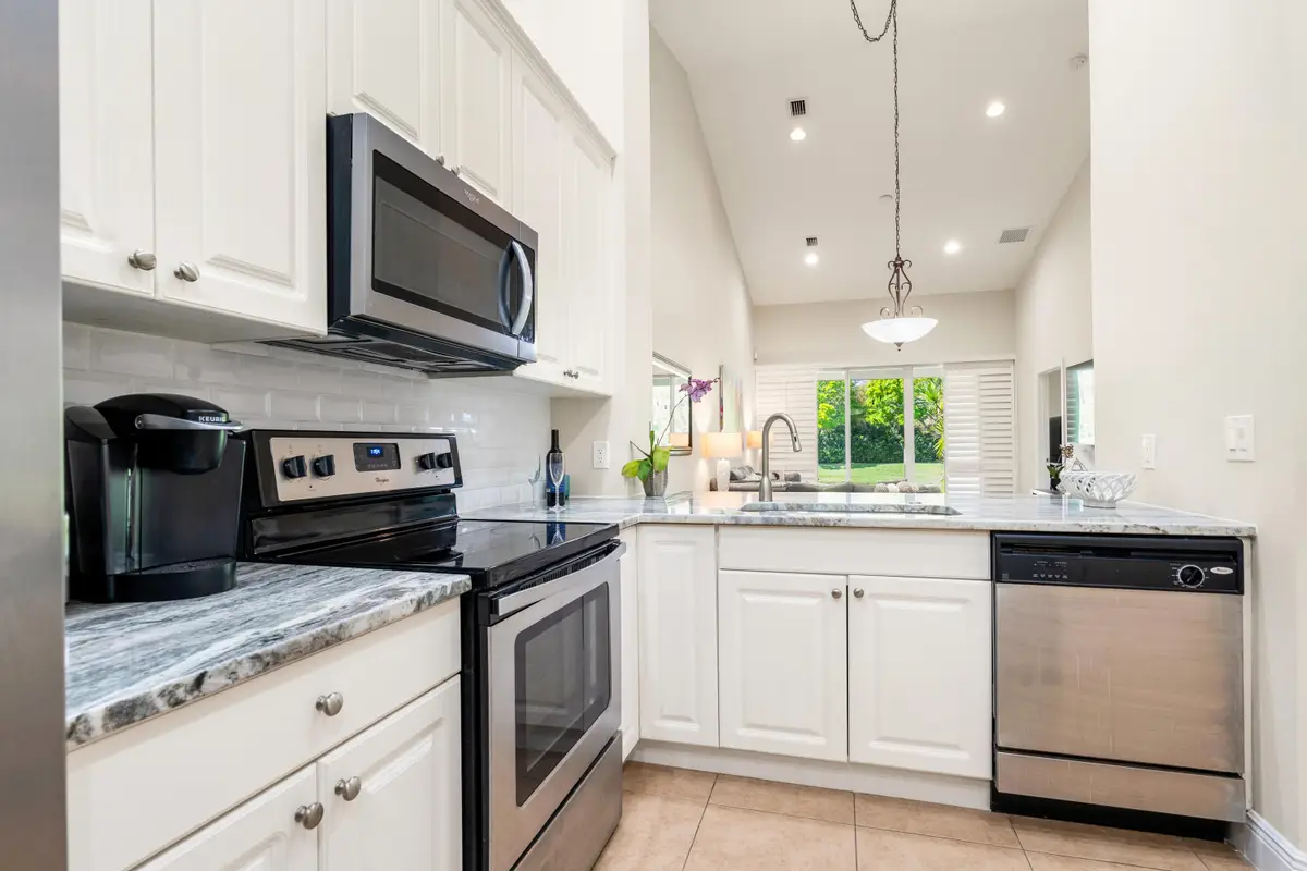 4325 Cross Court, Vero Beach, FL 32967 - #1