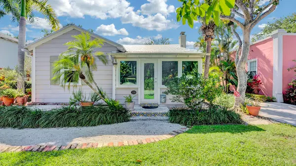 42 Palm Square, Delray Beach, FL 33483