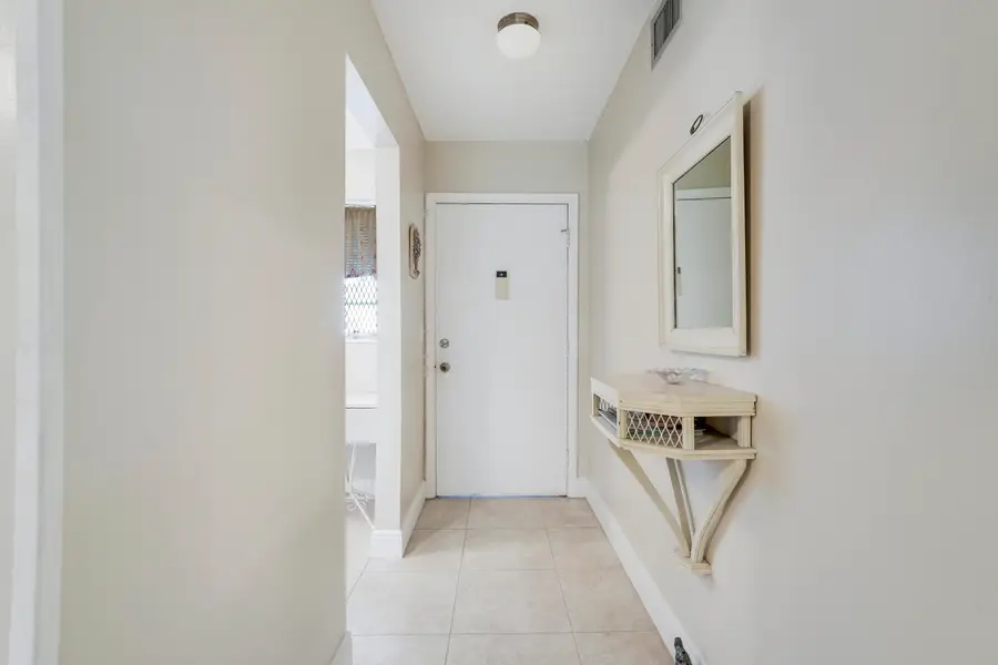 2223 NE 1st Court #105, Boynton Beach, FL 33435 - #3