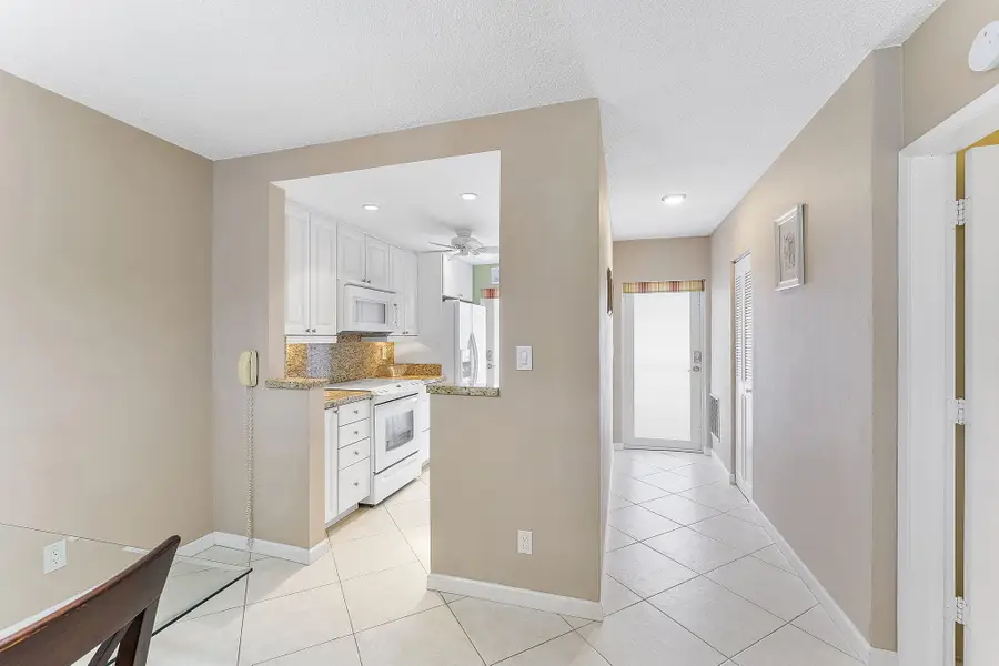 101 NE 19th Avenue #208, Deerfield Beach, FL 33441 - #3