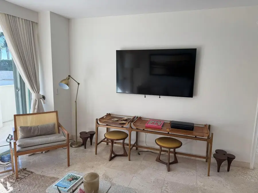 3400 SW 27th Avenue #303, Miami, FL 33133 - #3