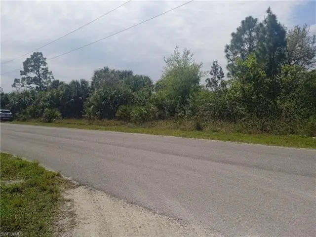 2605 N Hanna Avenue, Lehigh Acres, FL 33971 - #3